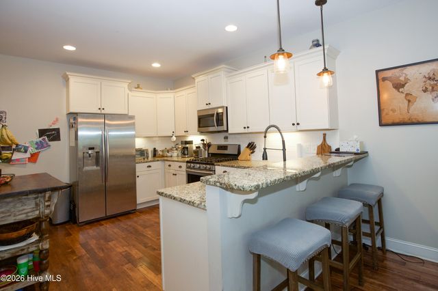 430 N Leak Street, Southern Pines, NC 28387
