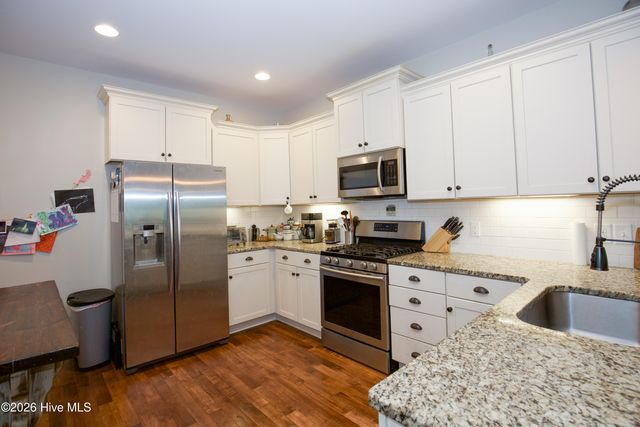 430 N Leak Street, Southern Pines, NC 28387