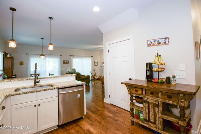 430 N Leak Street, Southern Pines, NC 28387