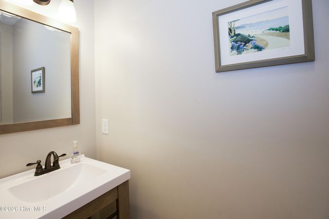 430 N Leak Street, Southern Pines, NC 28387