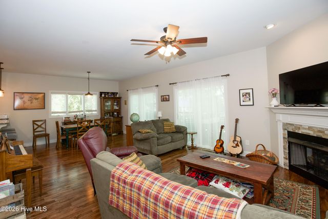 430 N Leak Street, Southern Pines, NC 28387