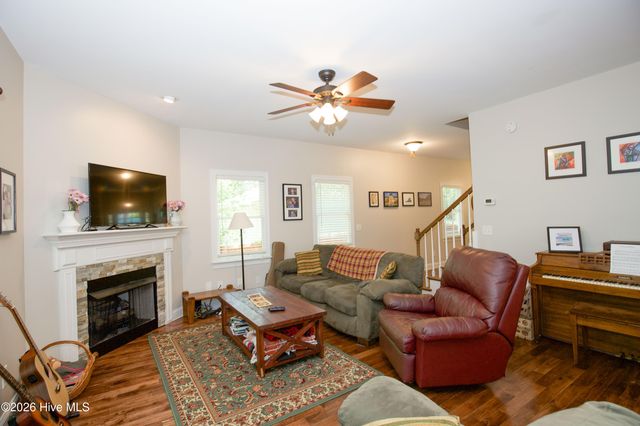 430 N Leak Street, Southern Pines, NC 28387