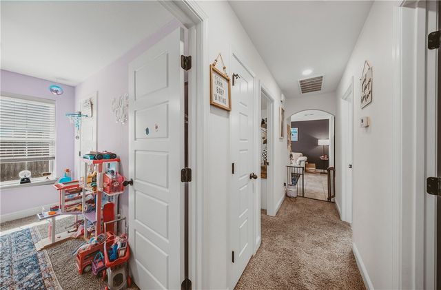 1002 E Olrich Street, Rogers, AR 72756