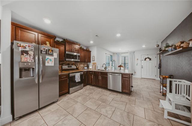 1002 E Olrich Street, Rogers, AR 72756