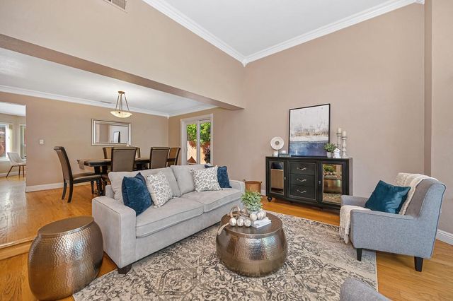 145 Timson Dr, Folsom, CA 95630