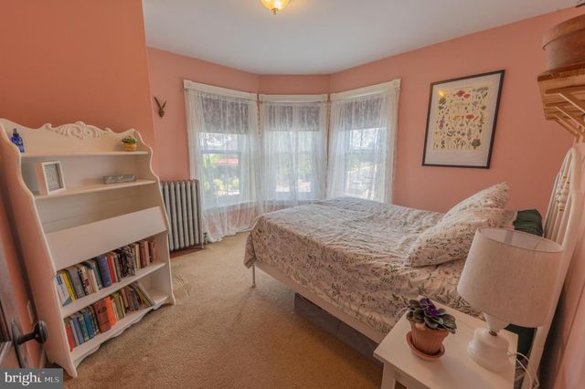 228 N 4TH ST, Emmaus, PA 18049