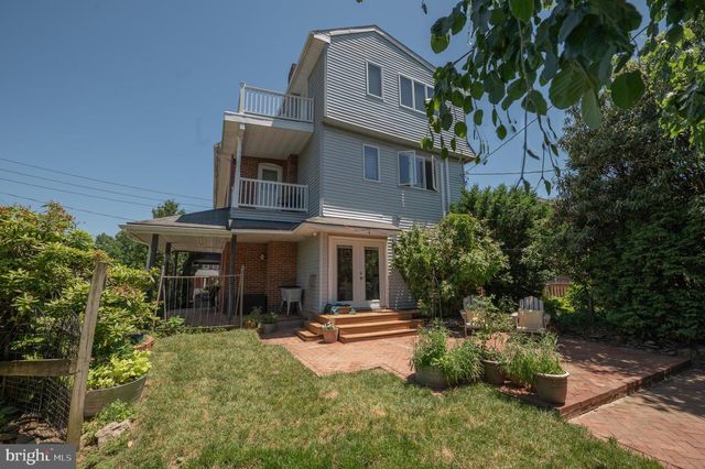 228 N 4TH ST, Emmaus, PA 18049