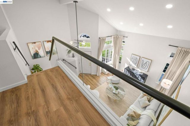 7921 Crossridge Dr, Dublin, CA 94568