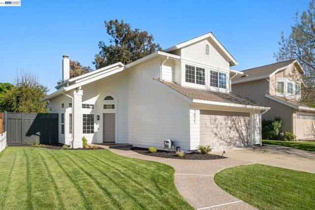 7921 Crossridge Dr, Dublin, CA 94568