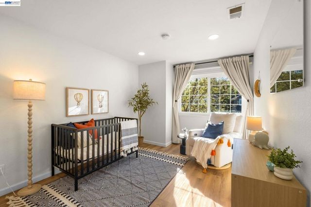 7921 Crossridge Dr, Dublin, CA 94568