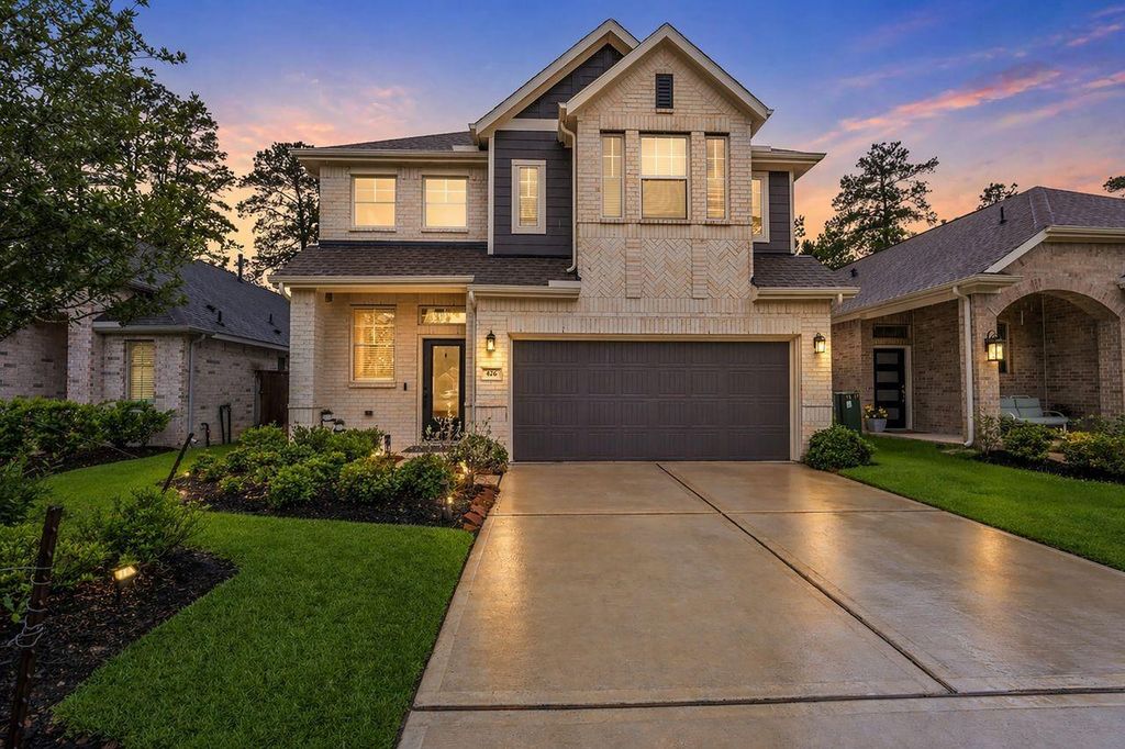 426 Glacier Pass, Montgomery, TX 77316