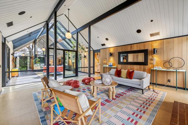 3136 Alexis Drive, Palo Alto, CA 94304