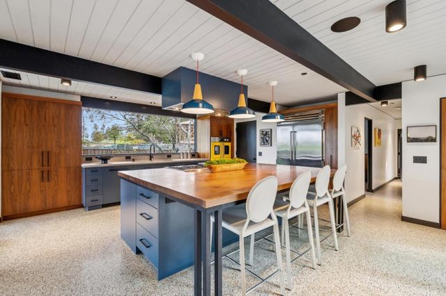 3136 Alexis Drive, Palo Alto, CA 94304