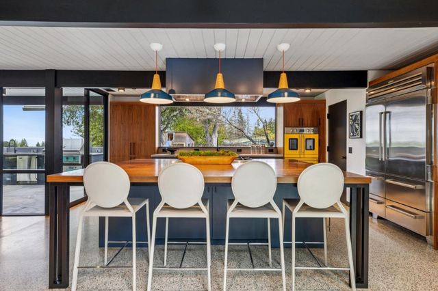 3136 Alexis Drive, Palo Alto, CA 94304