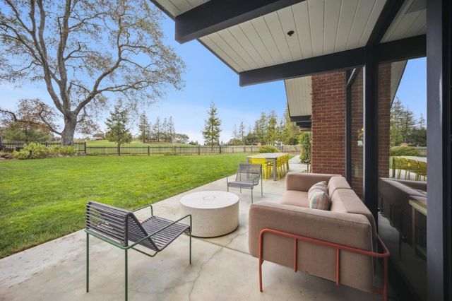 3136 Alexis Drive, Palo Alto, CA 94304