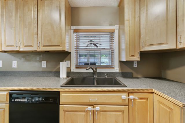 1138 Shahan Rd, Pleasant View, TN 37146