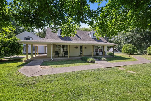 1138 Shahan Rd, Pleasant View, TN 37146