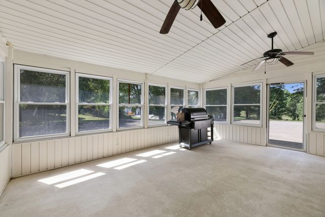 1138 Shahan Rd, Pleasant View, TN 37146