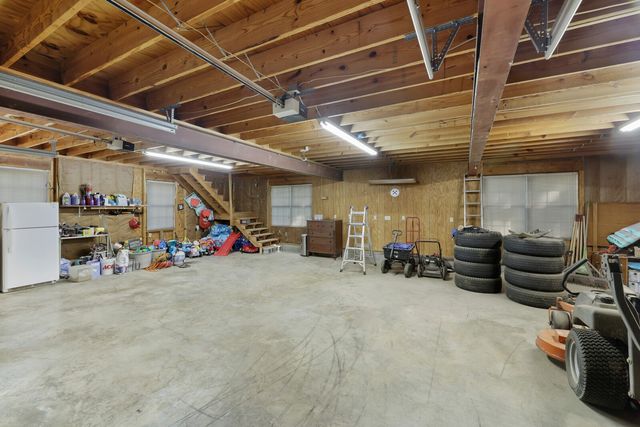 1138 Shahan Rd, Pleasant View, TN 37146
