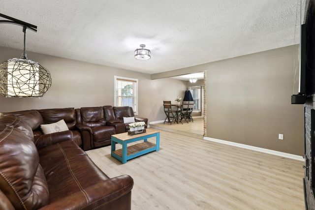 1138 Shahan Rd, Pleasant View, TN 37146