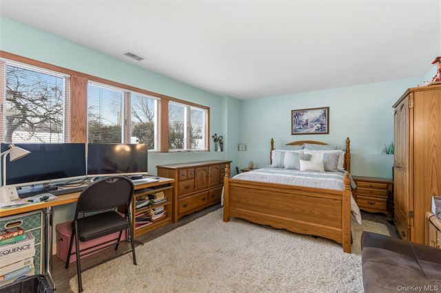 105 Lester Drive, Tappan, NY 10983