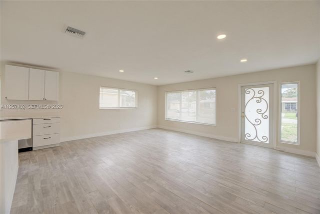 610 N 31st Ct 610, Hollywood, FL 33021