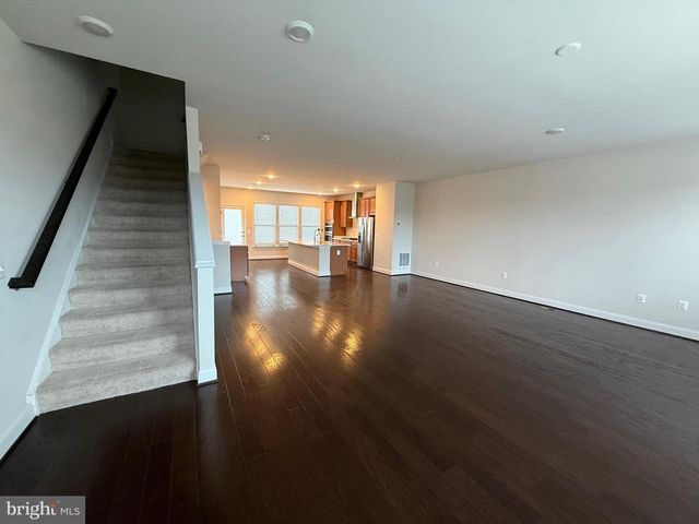 17109 BRANCHED OAK RD, Dumfries, VA 22026