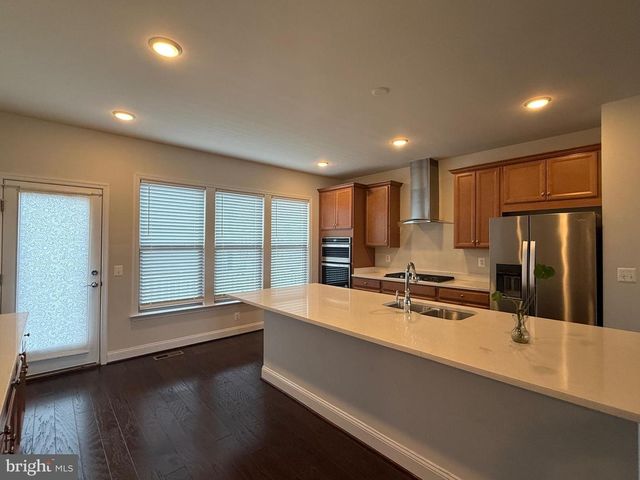 17109 BRANCHED OAK RD, Dumfries, VA 22026