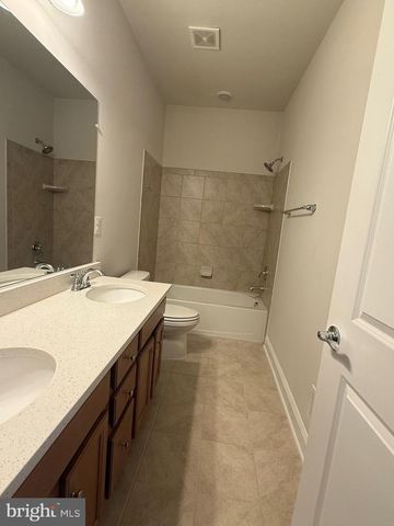 17109 BRANCHED OAK RD, Dumfries, VA 22026