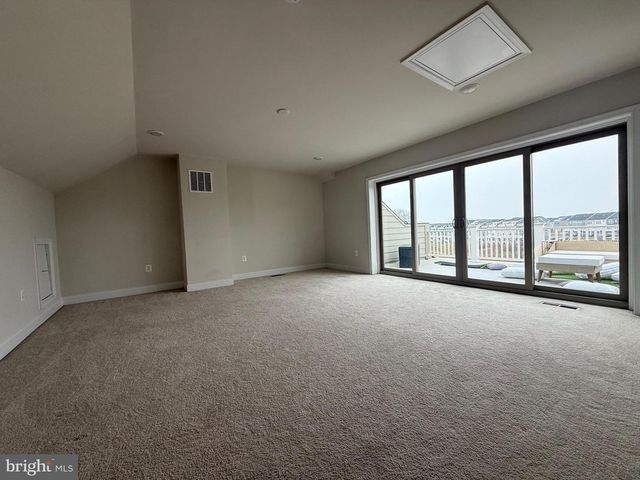 17109 BRANCHED OAK RD, Dumfries, VA 22026