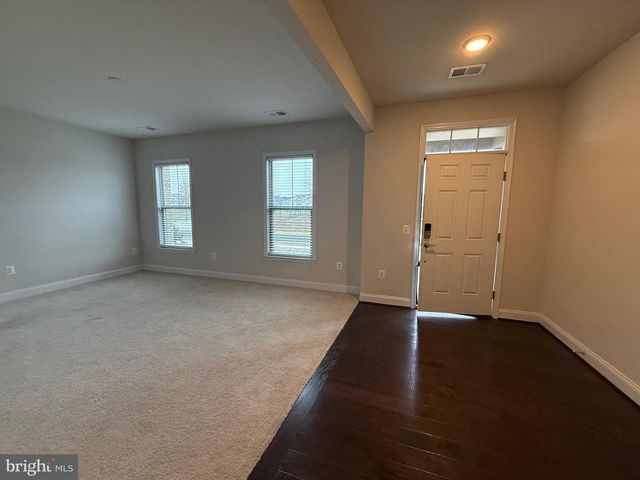 17109 BRANCHED OAK RD, Dumfries, VA 22026