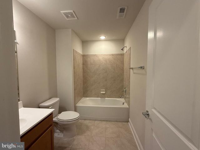 17109 BRANCHED OAK RD, Dumfries, VA 22026