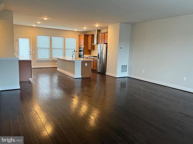 17109 BRANCHED OAK RD, Dumfries, VA 22026