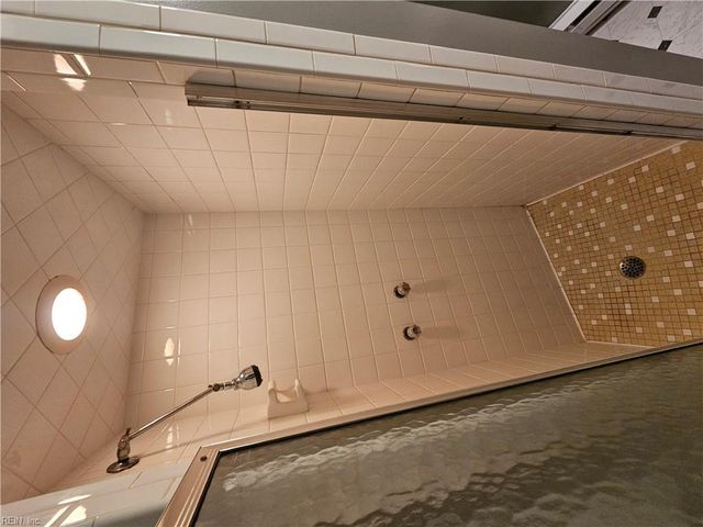 1730 Hancock Ave # B, Norfolk, VA 23509