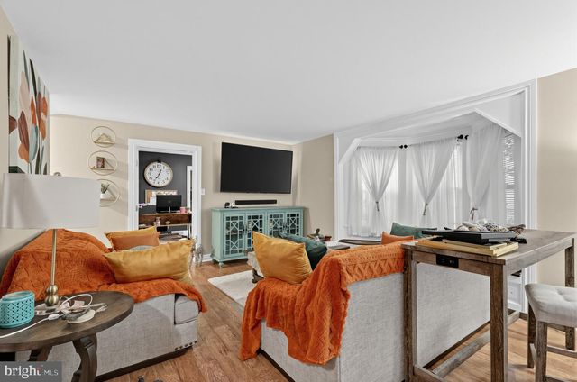 30 W MORELAND AVE, Hatboro, PA 19040