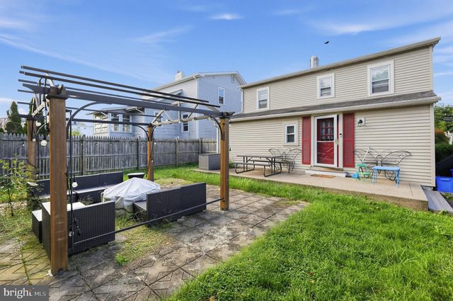 30 W MORELAND AVE, Hatboro, PA 19040