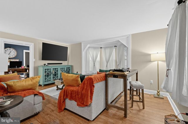 30 W MORELAND AVE, Hatboro, PA 19040