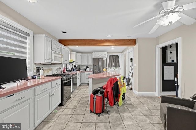 30 W MORELAND AVE, Hatboro, PA 19040