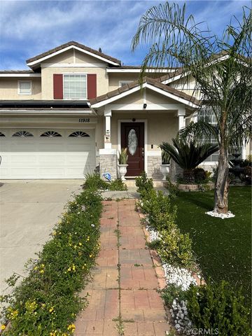 11918 Edgecliff, Sylmar, CA 91342