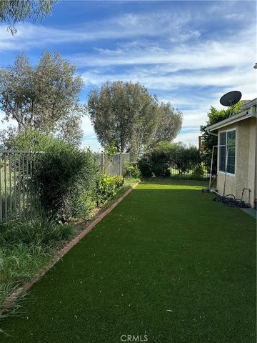 11918 Edgecliff, Sylmar, CA 91342