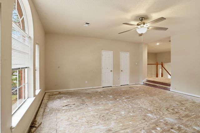 2412 Piney Woods Drive, Pearland, TX 77581