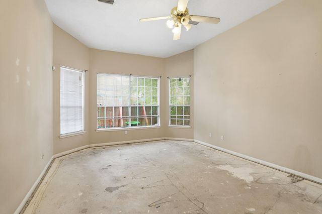 2412 Piney Woods Drive, Pearland, TX 77581