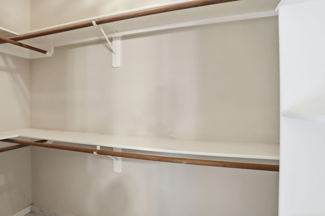 2412 Piney Woods Drive, Pearland, TX 77581