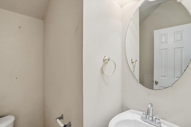 2412 Piney Woods Drive, Pearland, TX 77581