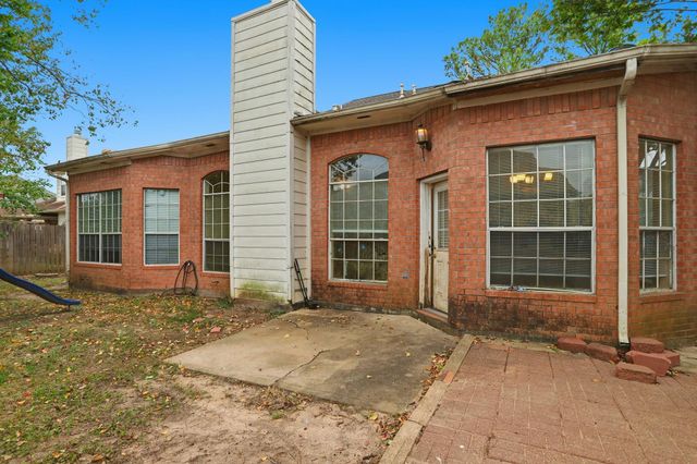 2412 Piney Woods Drive, Pearland, TX 77581