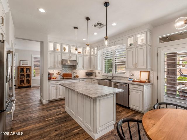 3416 W MONTELLO Road, Phoenix, AZ 85086