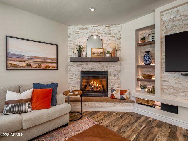 3416 W MONTELLO Road, Phoenix, AZ 85086