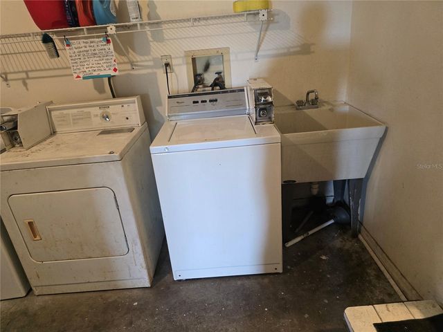 3160 ASPINWALL STREET, Sarasota, FL 34237