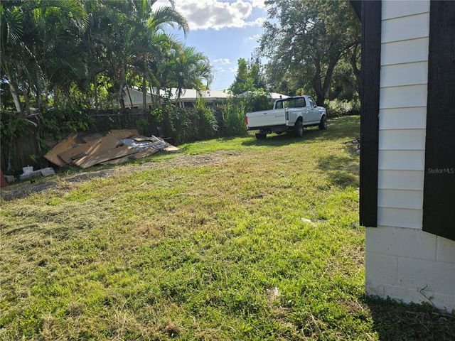 3160 ASPINWALL STREET, Sarasota, FL 34237