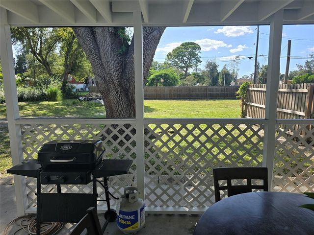 3160 ASPINWALL STREET, Sarasota, FL 34237